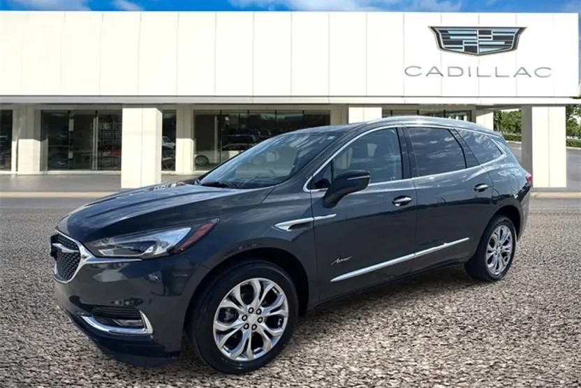 2021 Buick Enclave Avenir photo 1