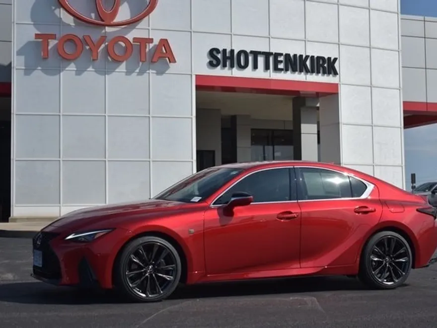 2025 Lexus IS 300 F SPORT photo 1