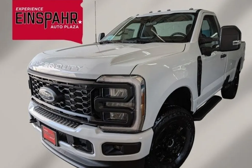 2025 Ford F-350 XL photo 1