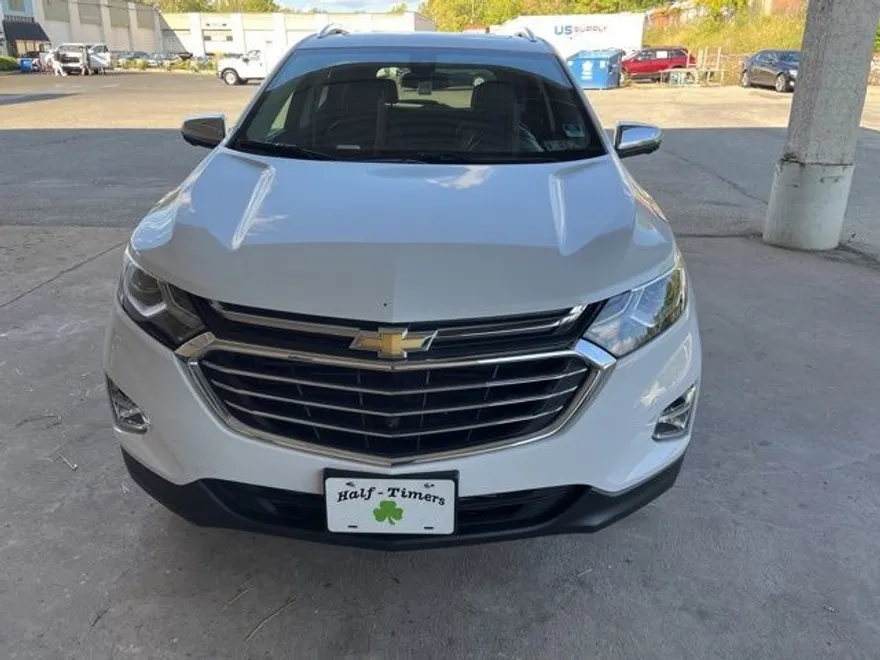 2021 Chevrolet Equinox Premier photo 1