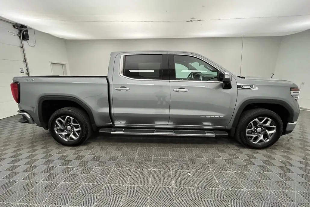 2023 Gmc Sierra 1500 SLT photo 1