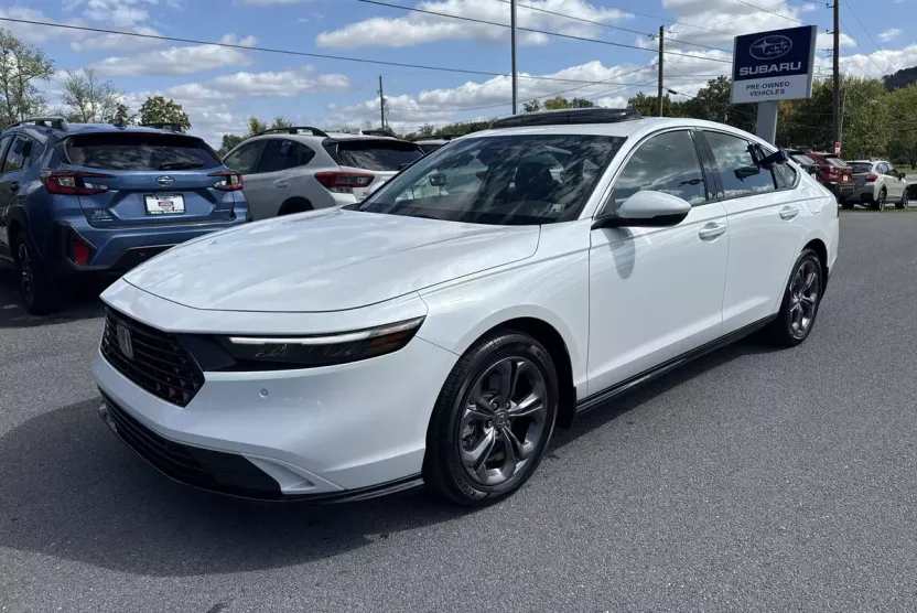 2024 Honda Accord Hybrid EX-L photo 1