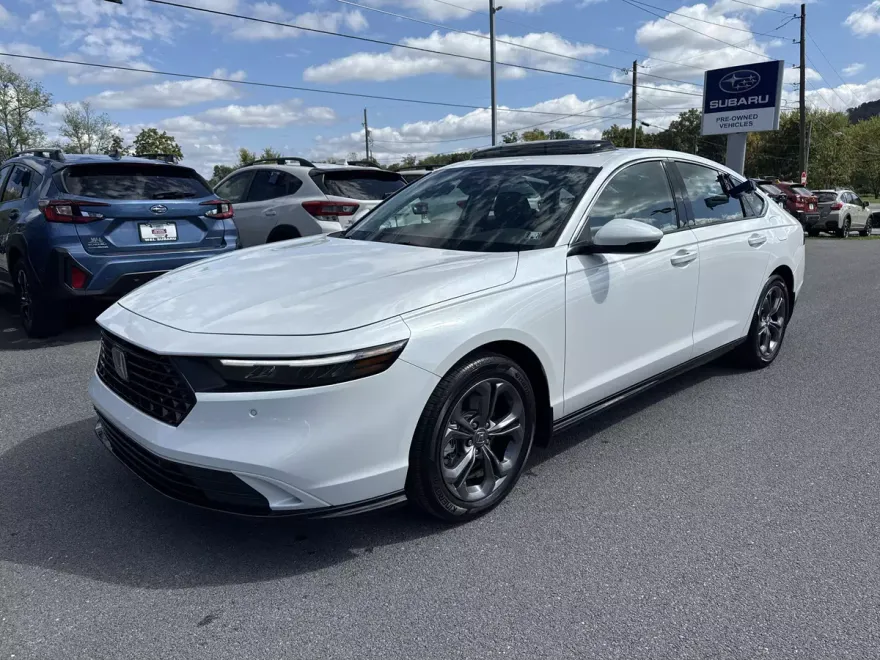 2024 Honda Accord Hybrid EX-L photo 1