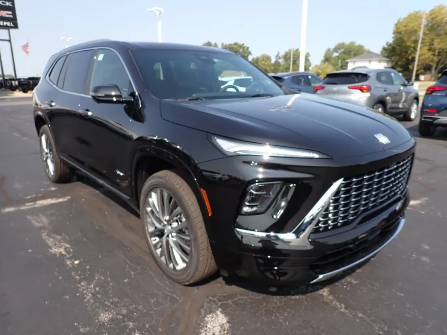 2026 Buick Enclave Avenir photo 1