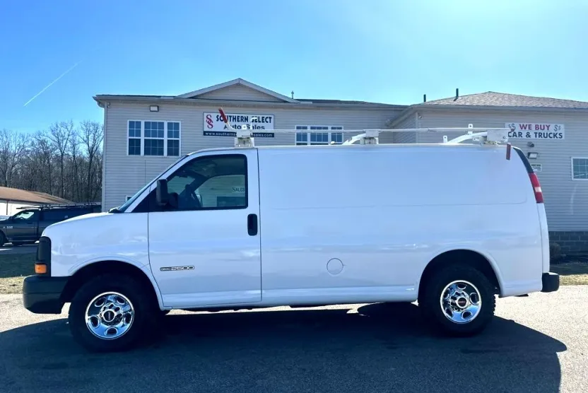 2006 Gmc Savana 2500 photo 1