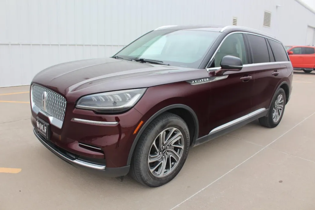 2021 Lincoln Aviator Standard photo 1