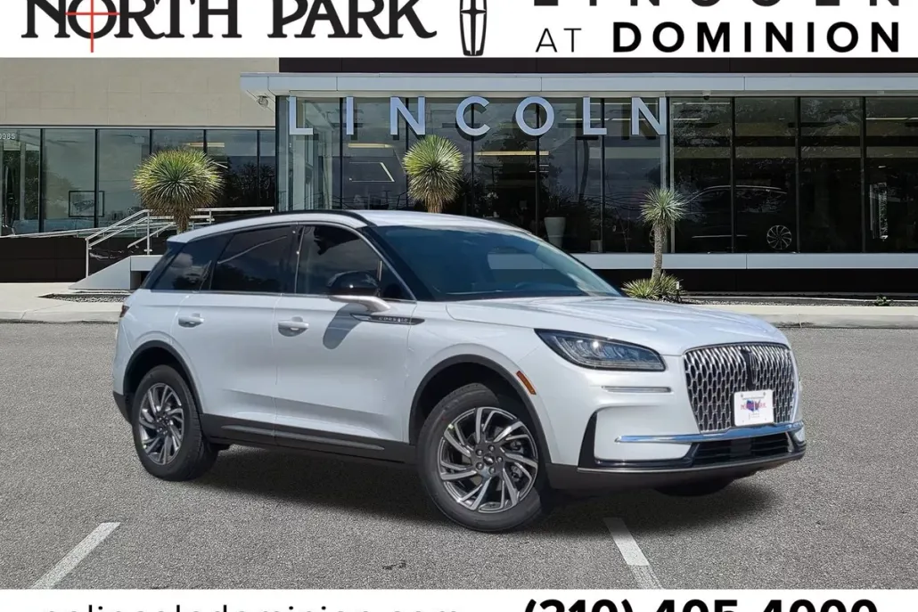 2026 Lincoln Corsair Premiere photo 1