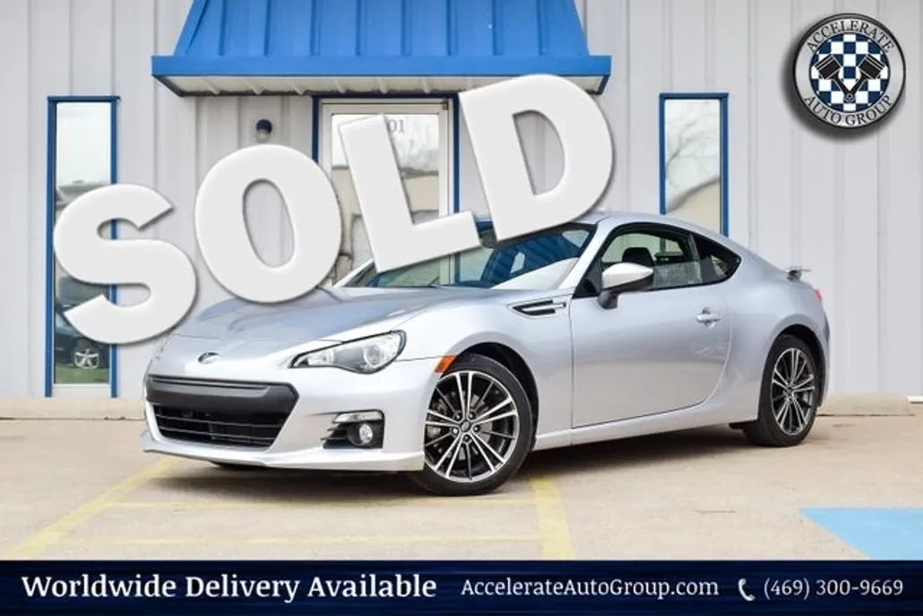 2016 Subaru BRZ Limited photo 1