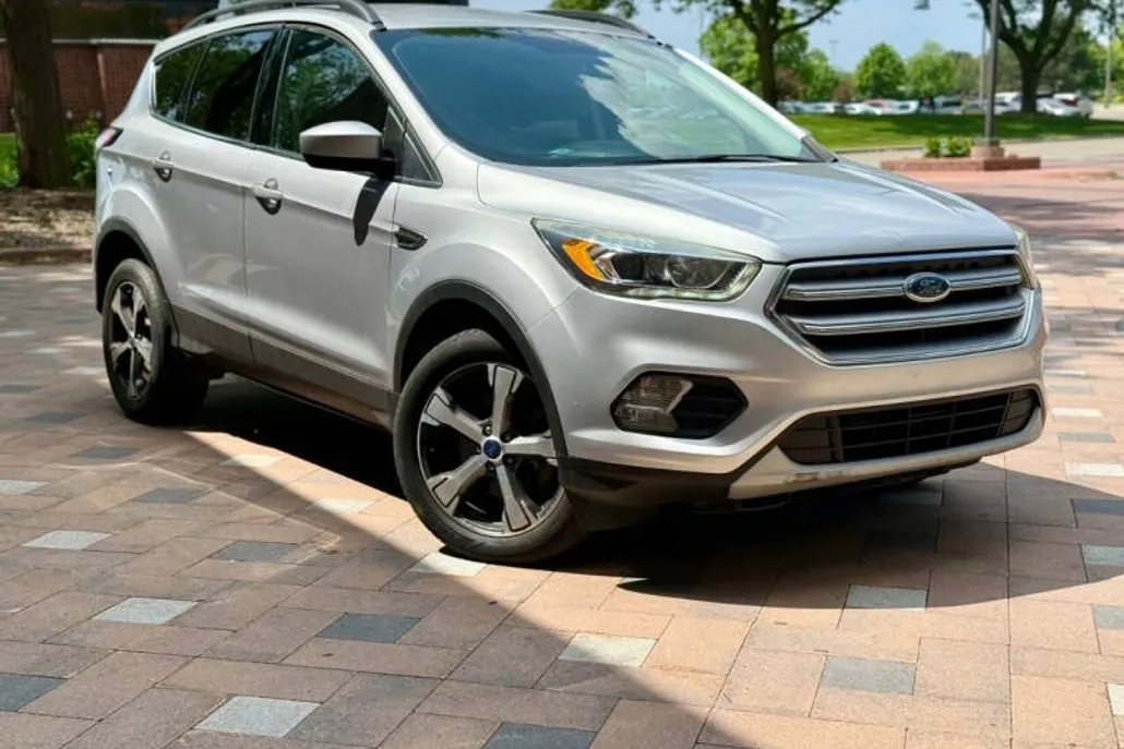 2017 Ford Escape SE photo 1