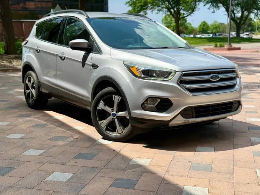2017 Ford Escape SE photo 1