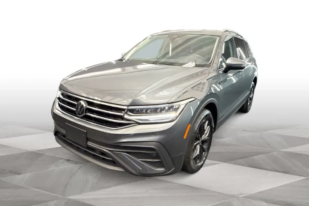 2024 Volkswagen Tiguan SE Wolfsburg Edition photo 1