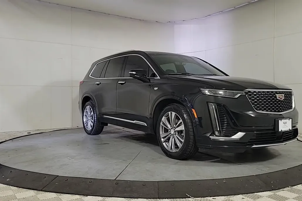 2022 Cadillac XT6 Premium Luxury photo 1