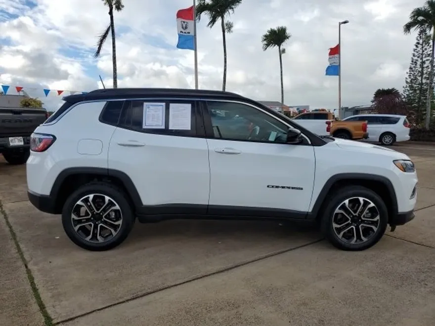2024 Jeep Compass Limited photo 1