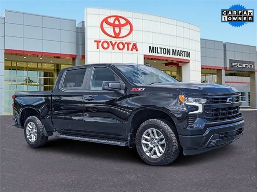 2022 Chevrolet Silverado 1500 RST photo 1