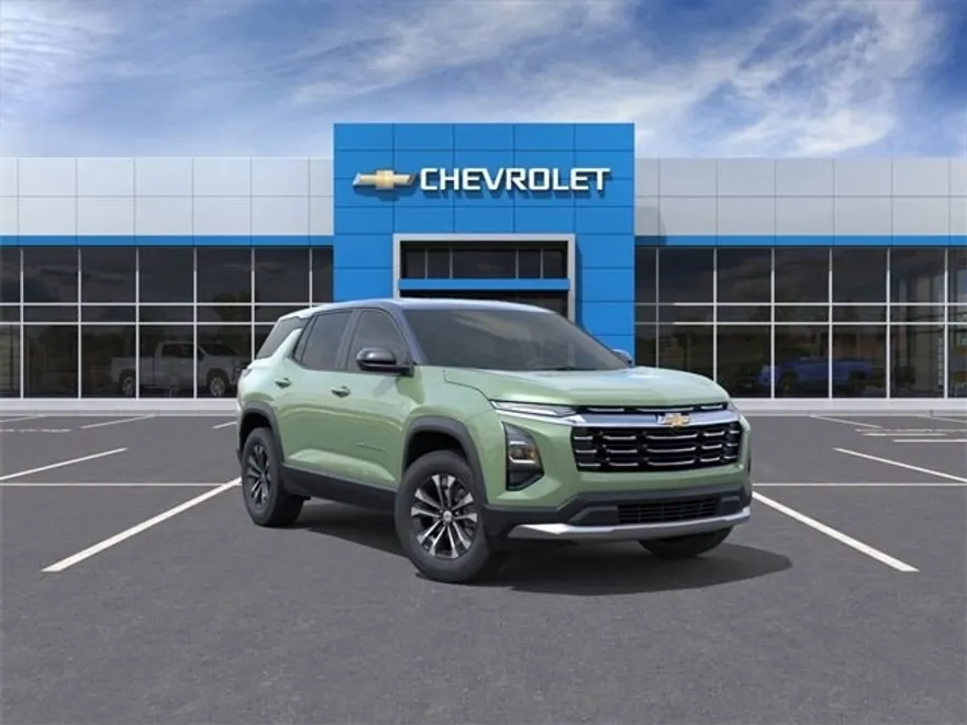 2026 Chevrolet Equinox LT photo 1