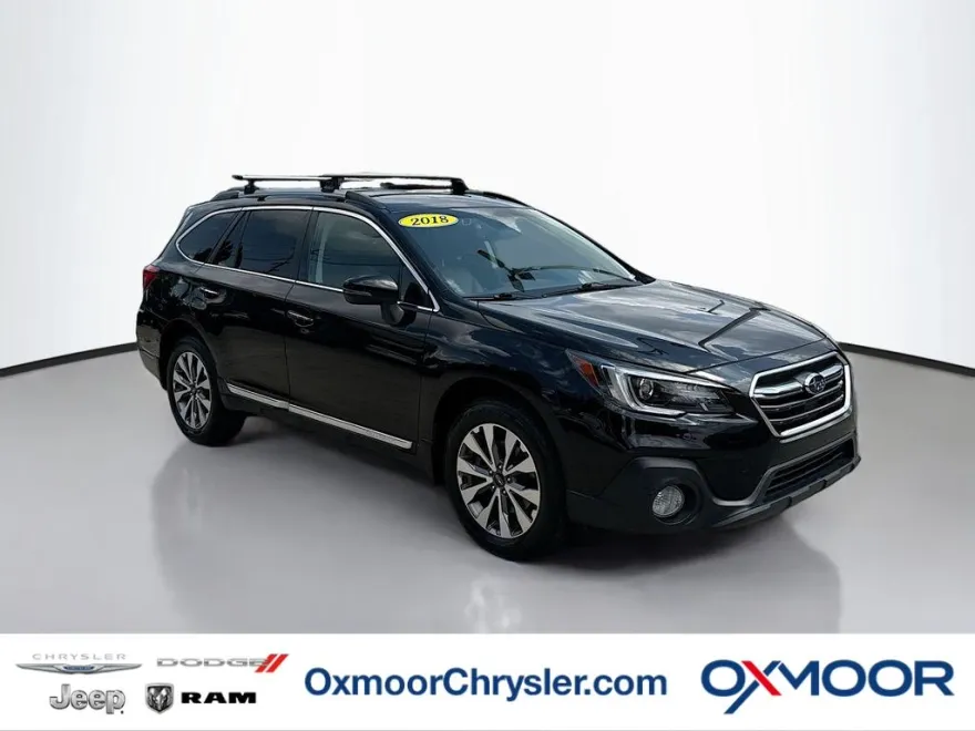 2018 Subaru Outback Touring photo 1