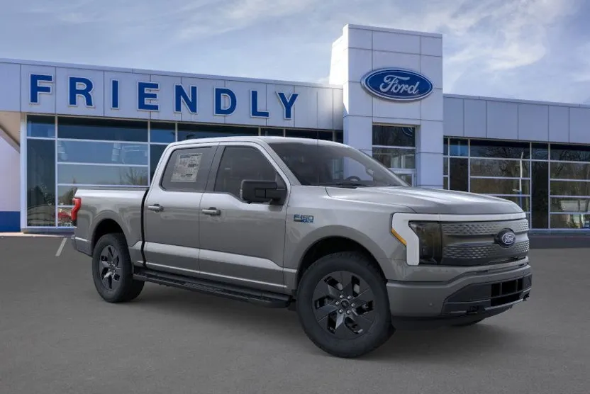 2025 Ford F-150 Lightning photo 1