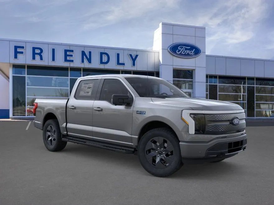 2025 Ford F-150 Lightning photo 1