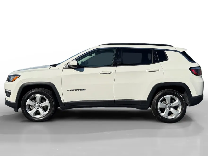 2018 Jeep Compass Latitude photo 1