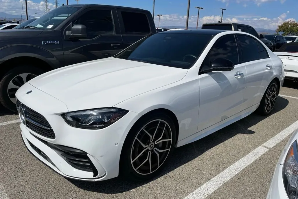 2023 Mercedes Benz C 300 photo 1