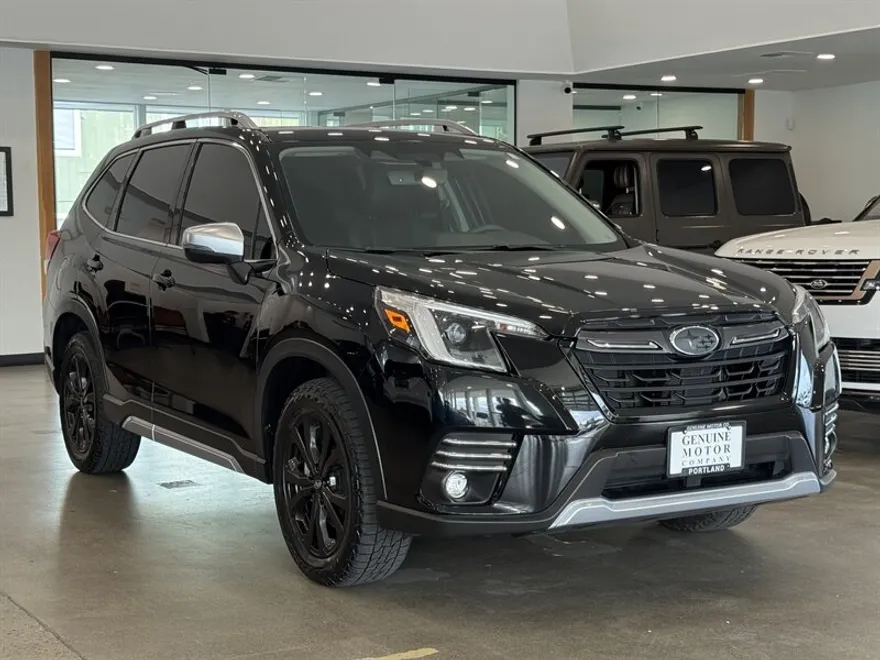 2022 Subaru Forester Touring photo 1