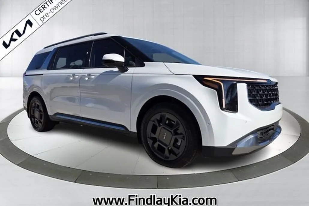 2026 Kia Carnival SX photo 1