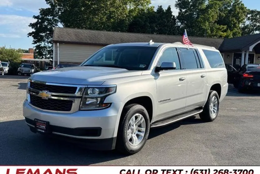 2020 Chevrolet Suburban LS photo 1