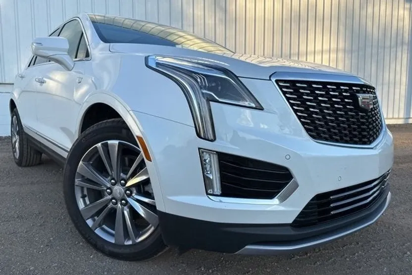 2025 Cadillac XT5 Premium Luxury photo 1