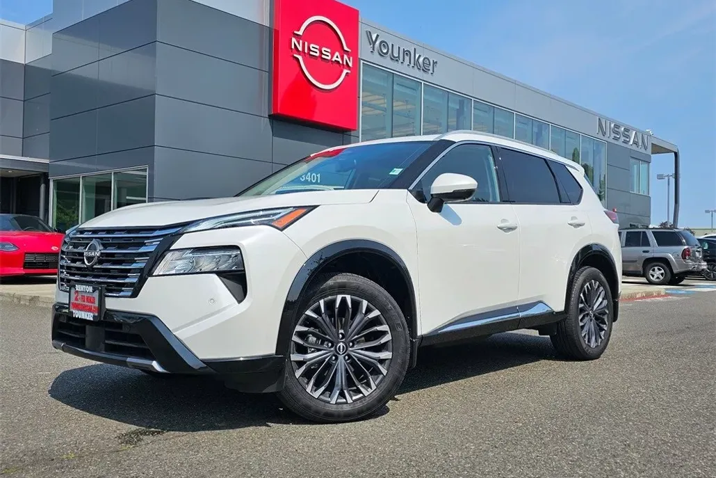 2024 Nissan Rogue Platinum photo 1