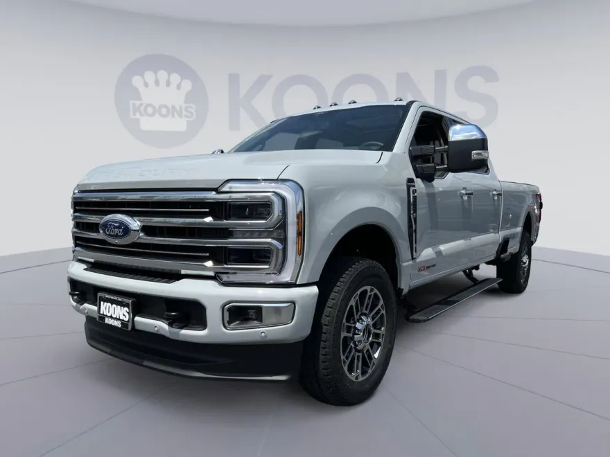 2025 Ford F-350 photo 1