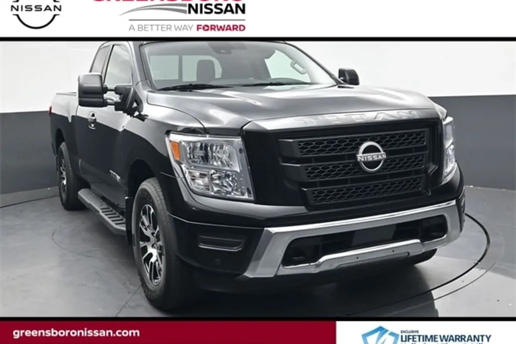 2024 Nissan Titan SV photo 1