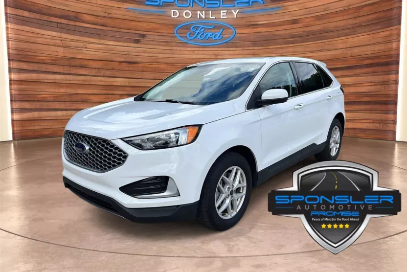 2024 Ford Edge SEL photo 1