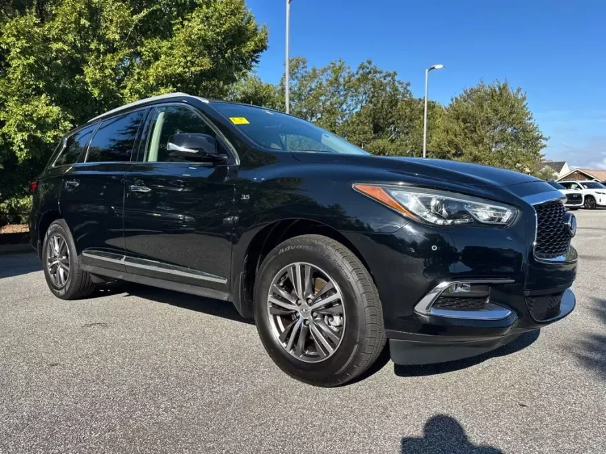 2019 Infiniti QX60 Luxe photo 1