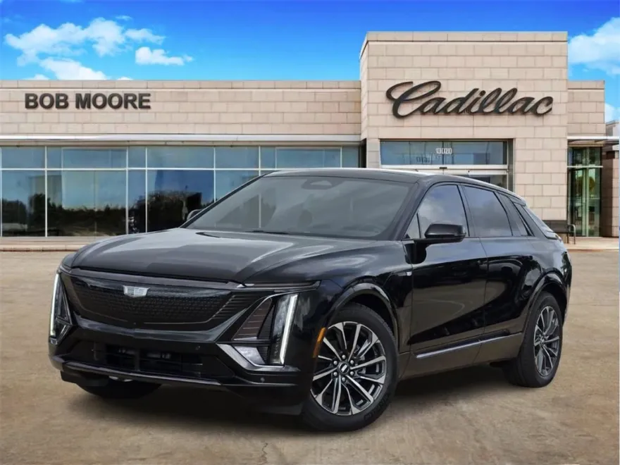 2025 Cadillac Lyriq Sport photo 1