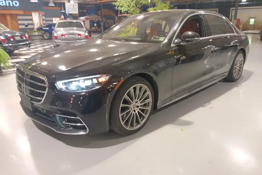 2022 Mercedes Benz S 500 4MATIC photo 1
