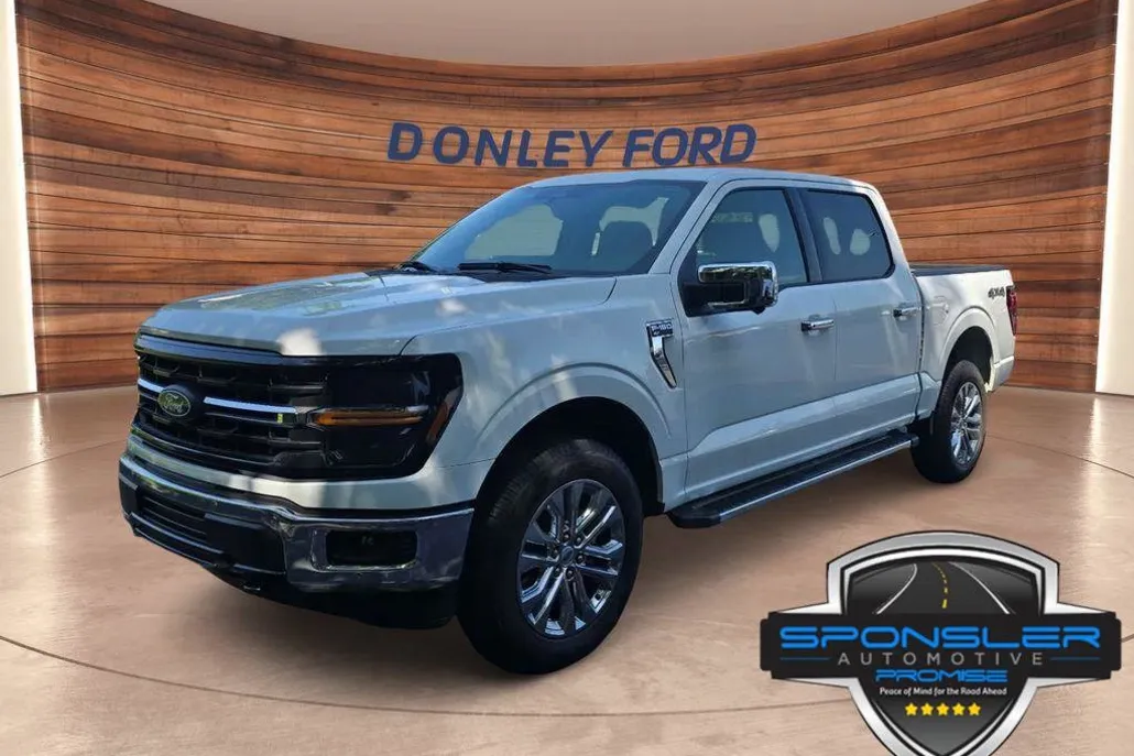 2025 Ford F-150 XLT photo 1