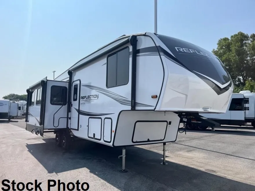2026 Grand Design Recreational Reflection Narrow Body photo 1