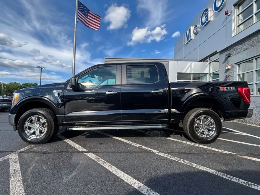 2022 Ford F-150 XLT photo 1