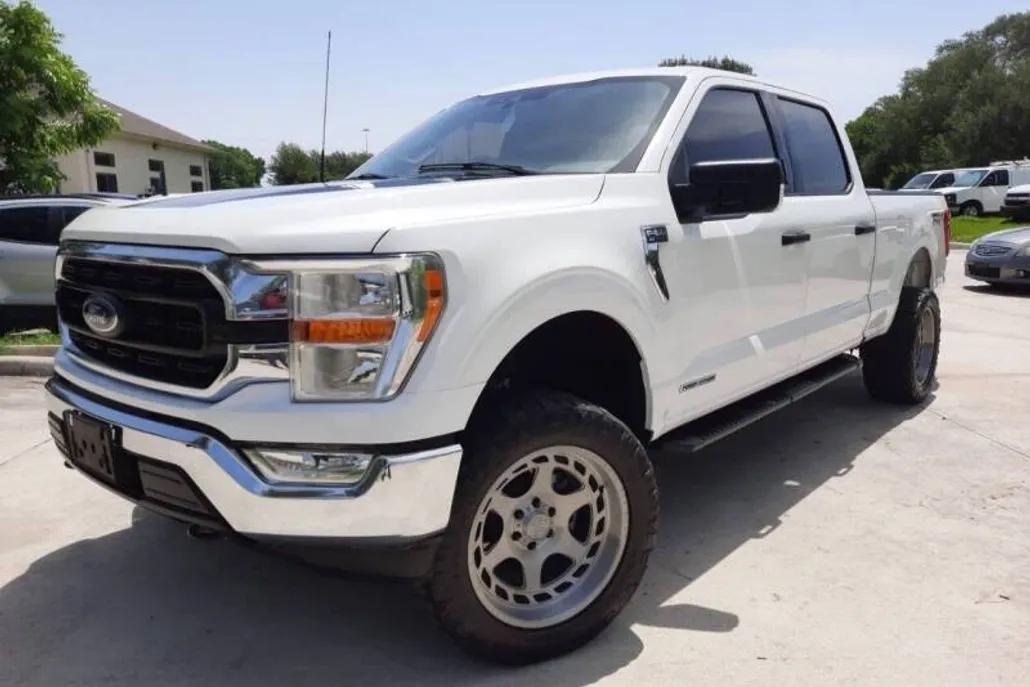 2021 Ford F-150 XLT photo 1