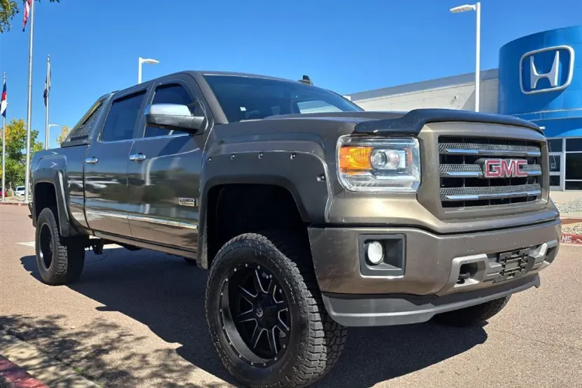 2015 Gmc Sierra 1500 SLE photo 1