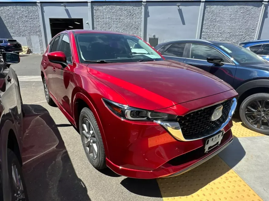 2024 Mazda CX-5 2.5 S Preferred photo 1