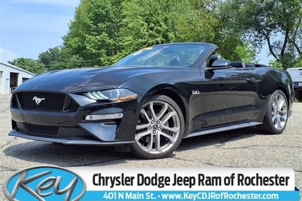 2021 Ford Mustang GT Premium Convertible photo 1