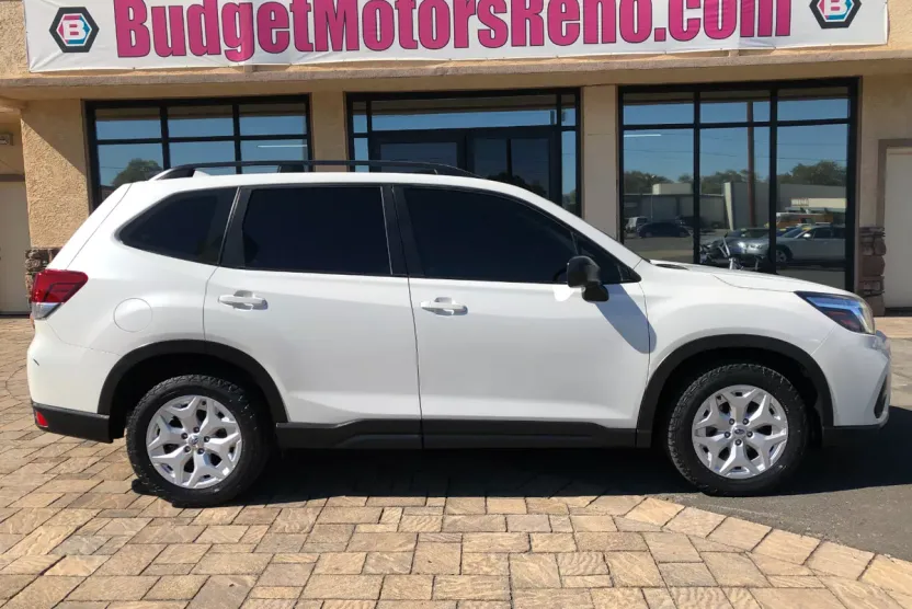 2020 Subaru Forester Premium photo 1