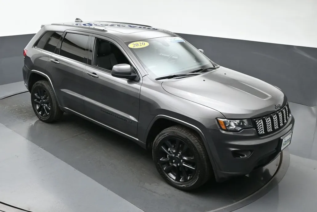 2020 Jeep Grand Cherokee Altitude photo 1