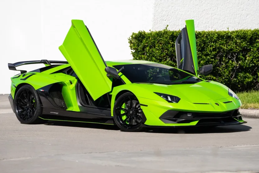 2019 Lamborghini Aventador SVJ photo 1