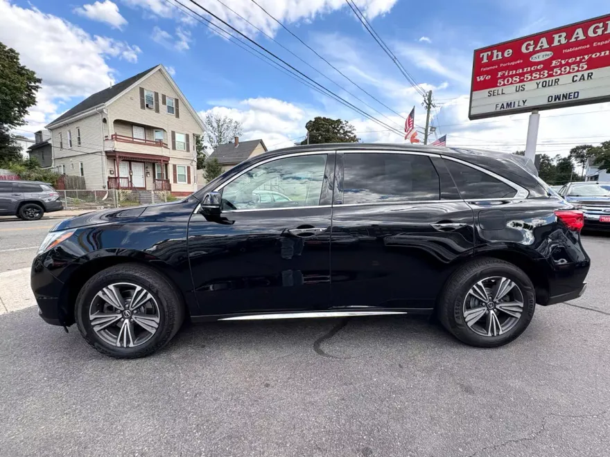 2018 Acura MDX SH-AWD photo 1