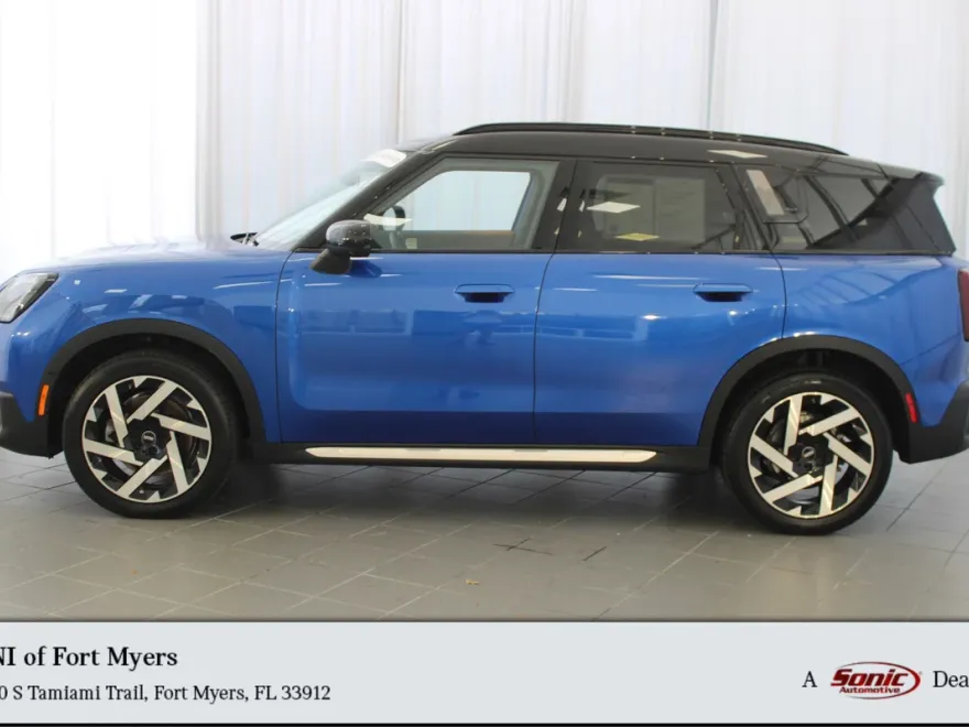 2025 Mini Countryman S photo 1
