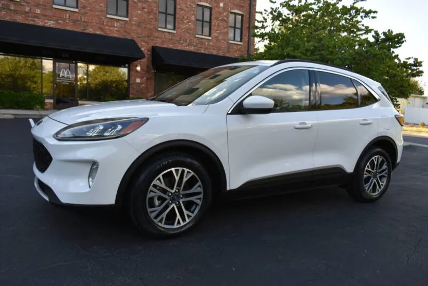 2021 Ford Escape Hybrid SEL photo 1