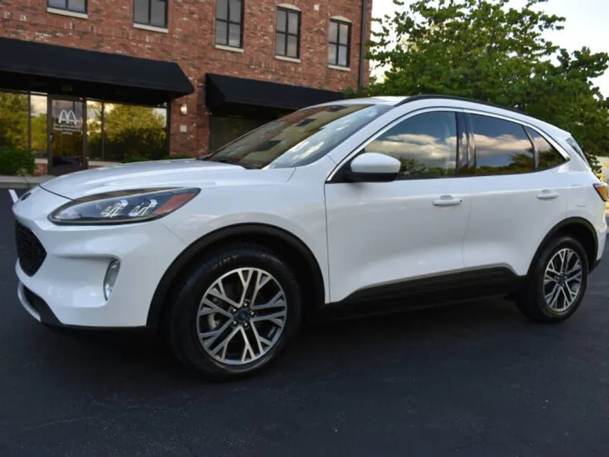 2021 Ford Escape Hybrid SEL photo 1