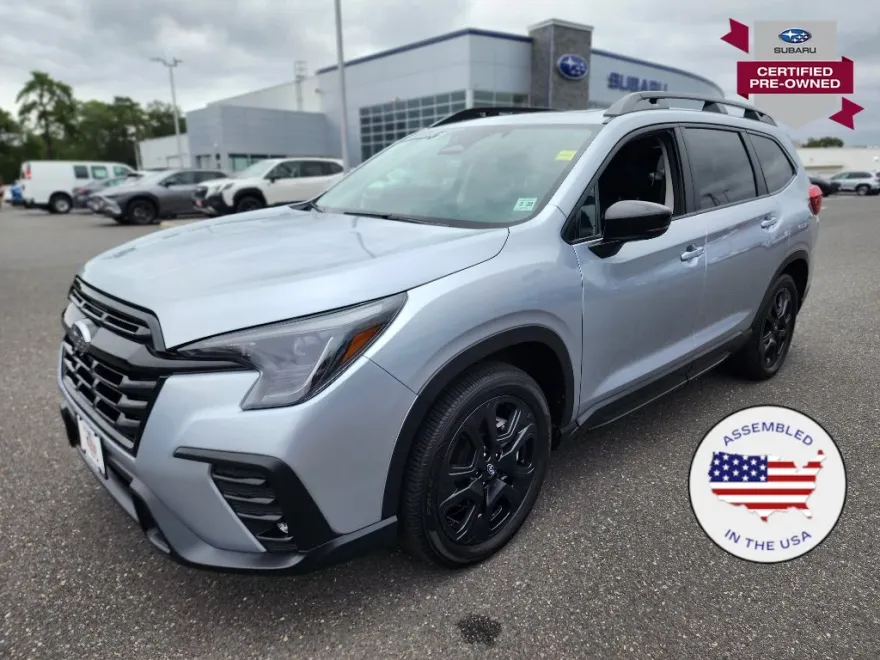 2025 Subaru Ascent Onyx Edition Touring photo 1